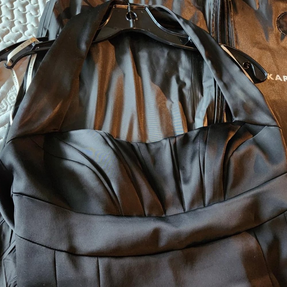 Karen Millen, US 8, Black with White Detail on Back